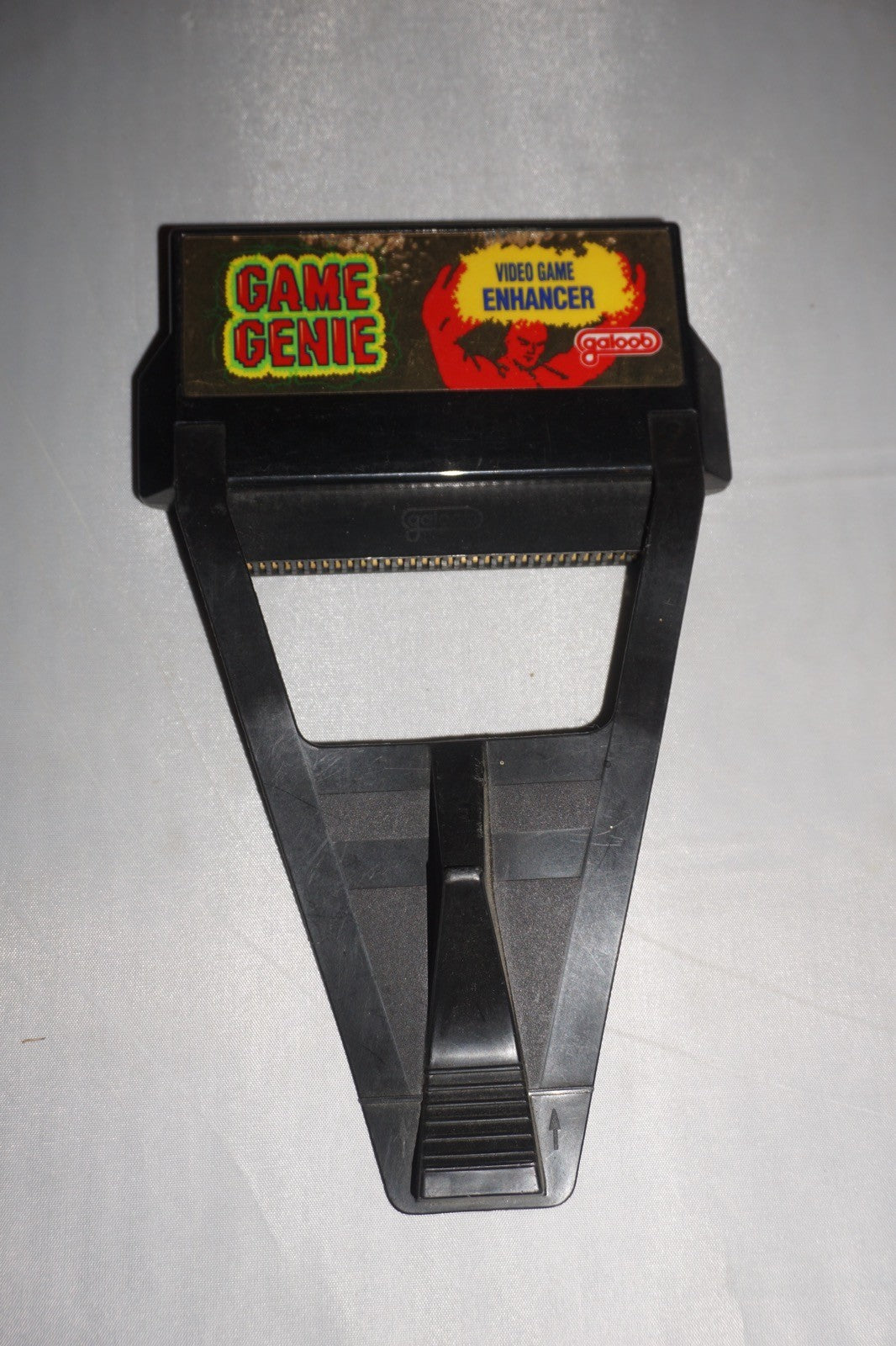 Game Genie GOLD/BLACK (Nintendo NES) Cart Only