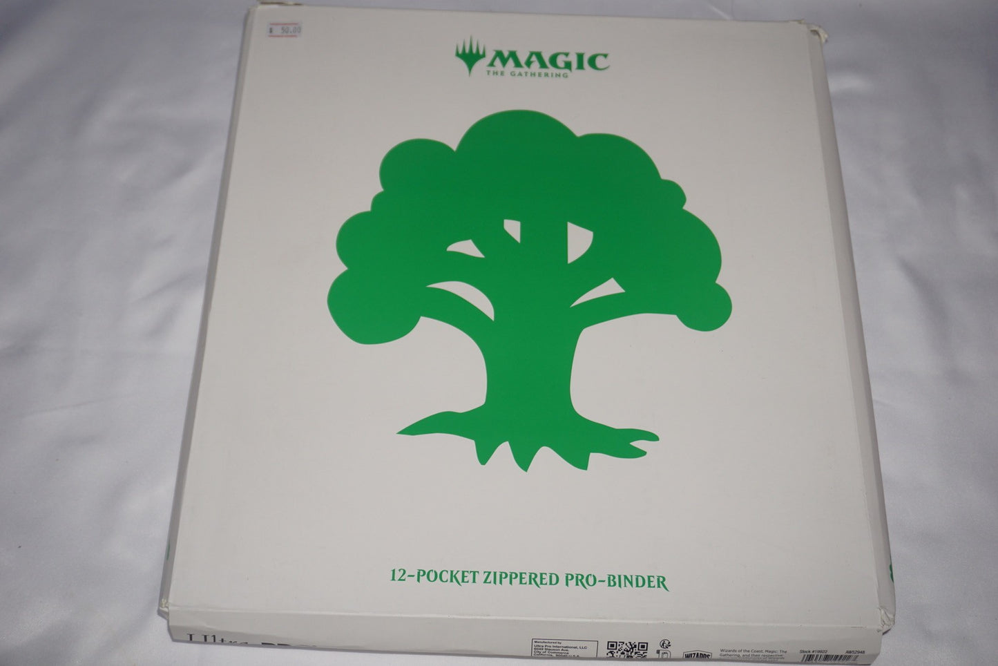 Ultra Pro Zippered Pro Binder 12-Pocket Magic the Gathering Mana 8 Forest NEW