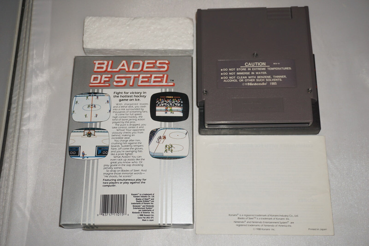 Blades Of Steel (Nintendo NES) Complete in Box CIB Near Mint
