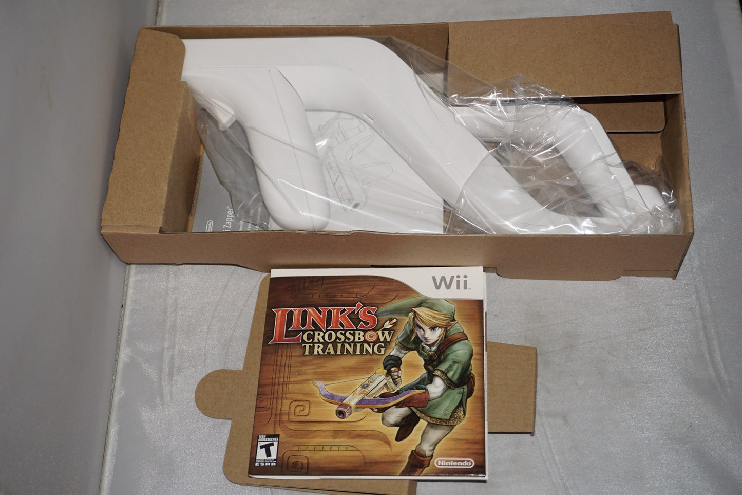 Link's Crossbow Training (Nintendo Wii) NEW in Box