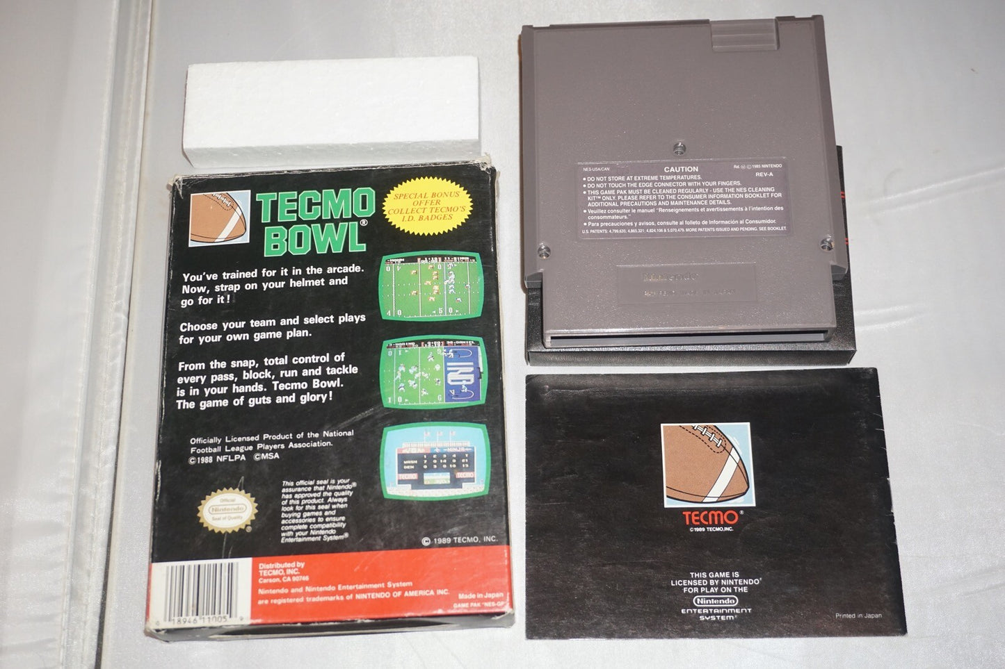 Tecmo Bowl (Nintendo NES) Complete in Box CIB #6