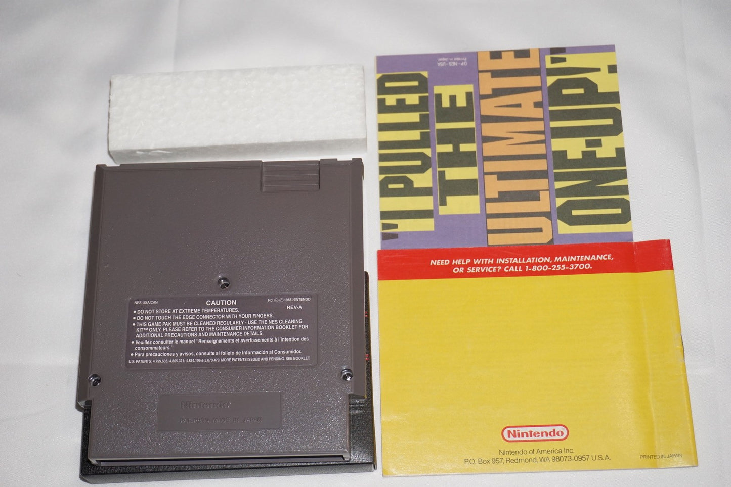 Metroid Classic Yellow (Nintendo NES) Complete in Box CIB