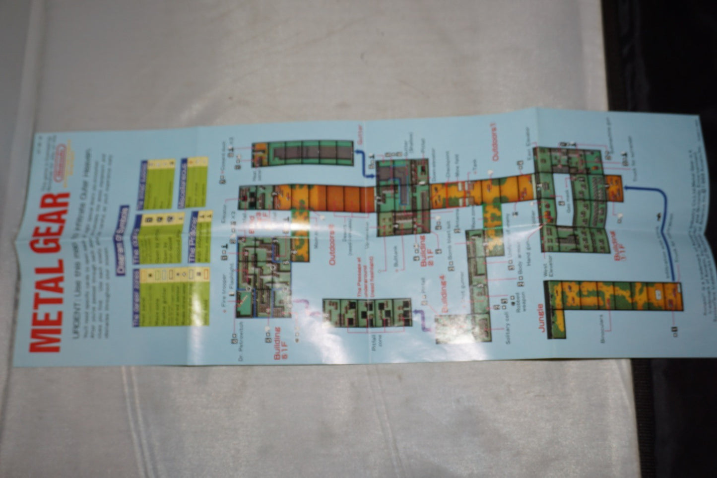 Metal Gear (Nintendo NES) Complete in Box w/ Map CIB
