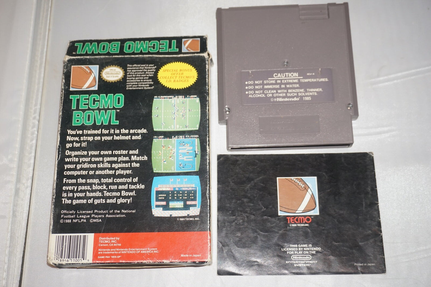 Tecmo Bowl (Nintendo NES) Complete in Box CIB #7