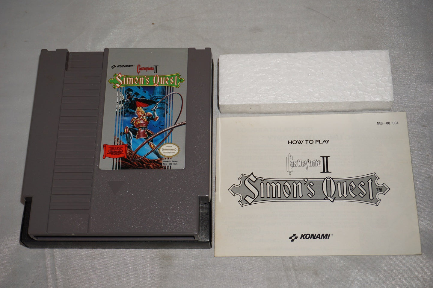 Castlevania II Simon's Quest 2 (Nintendo NES) Complete in Box CIB