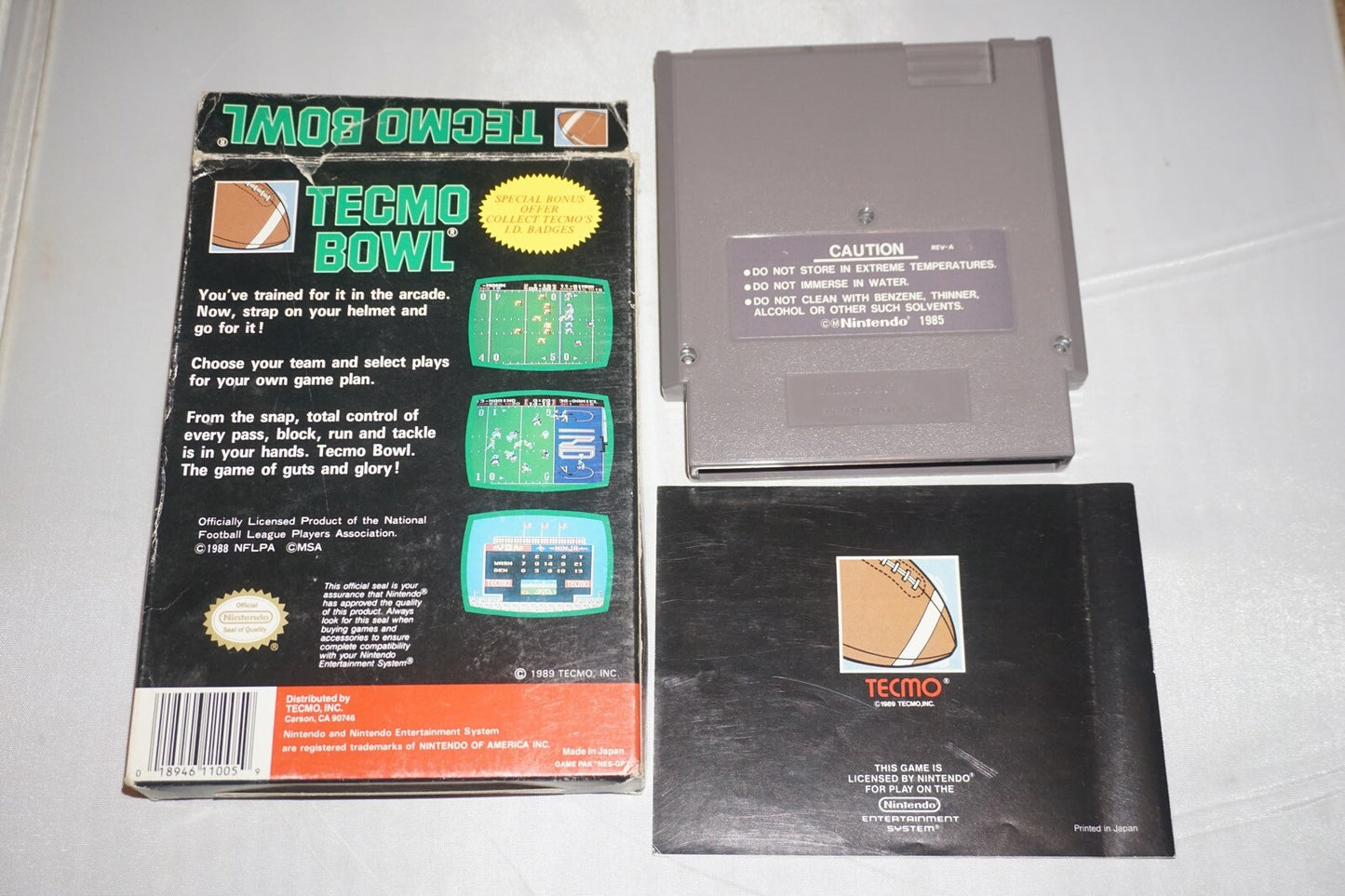 Tecmo Bowl (Nintendo NES) Complete in Box CIB #1