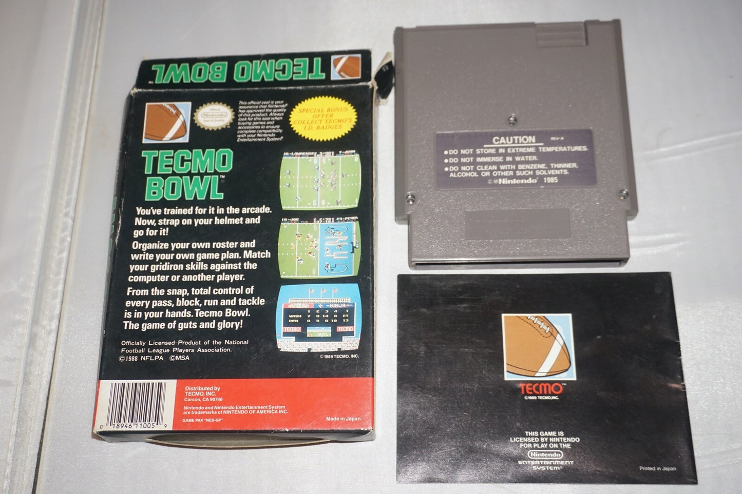 Tecmo Bowl (Nintendo NES) Complete in Box CIB #3