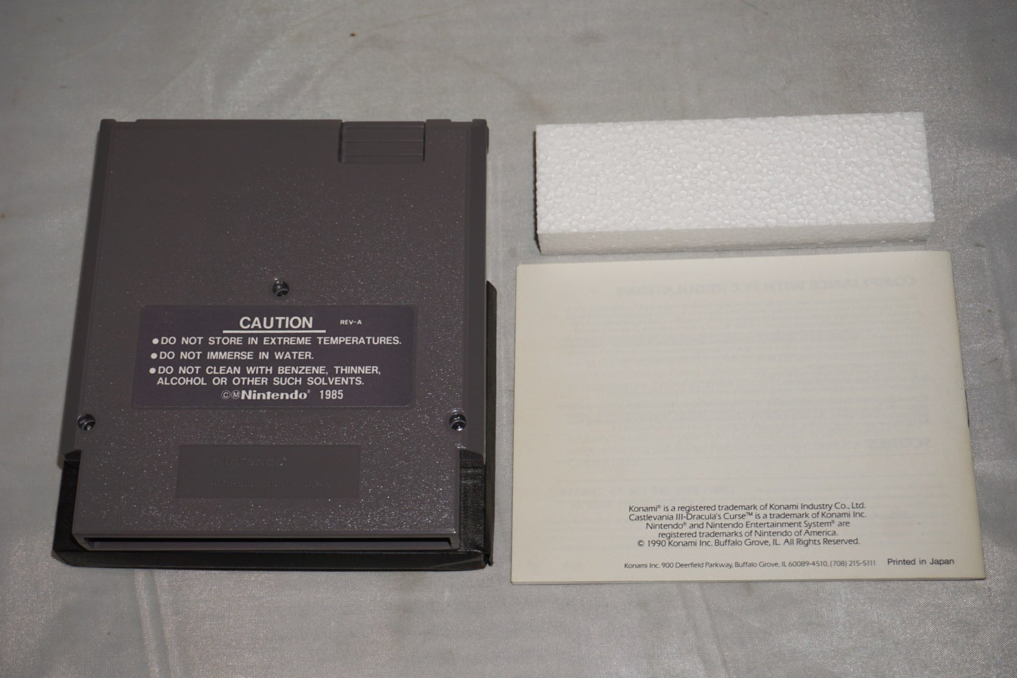 Castlevania III 3: Dracula's Curse (Nintendo NES) Complete in Box CIB
