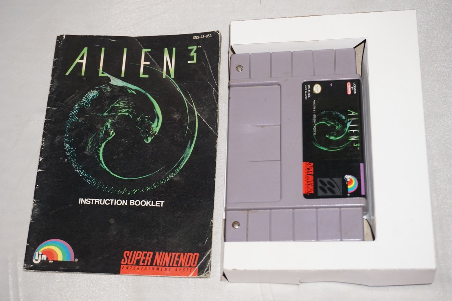 Alien 3 (Super Nintendo SNES) Complete in Box CIB