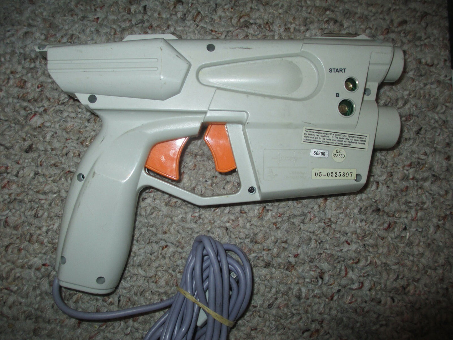 Interact Starfire Light Gun (Sega Dreamcast) Controller Missing Button(s)