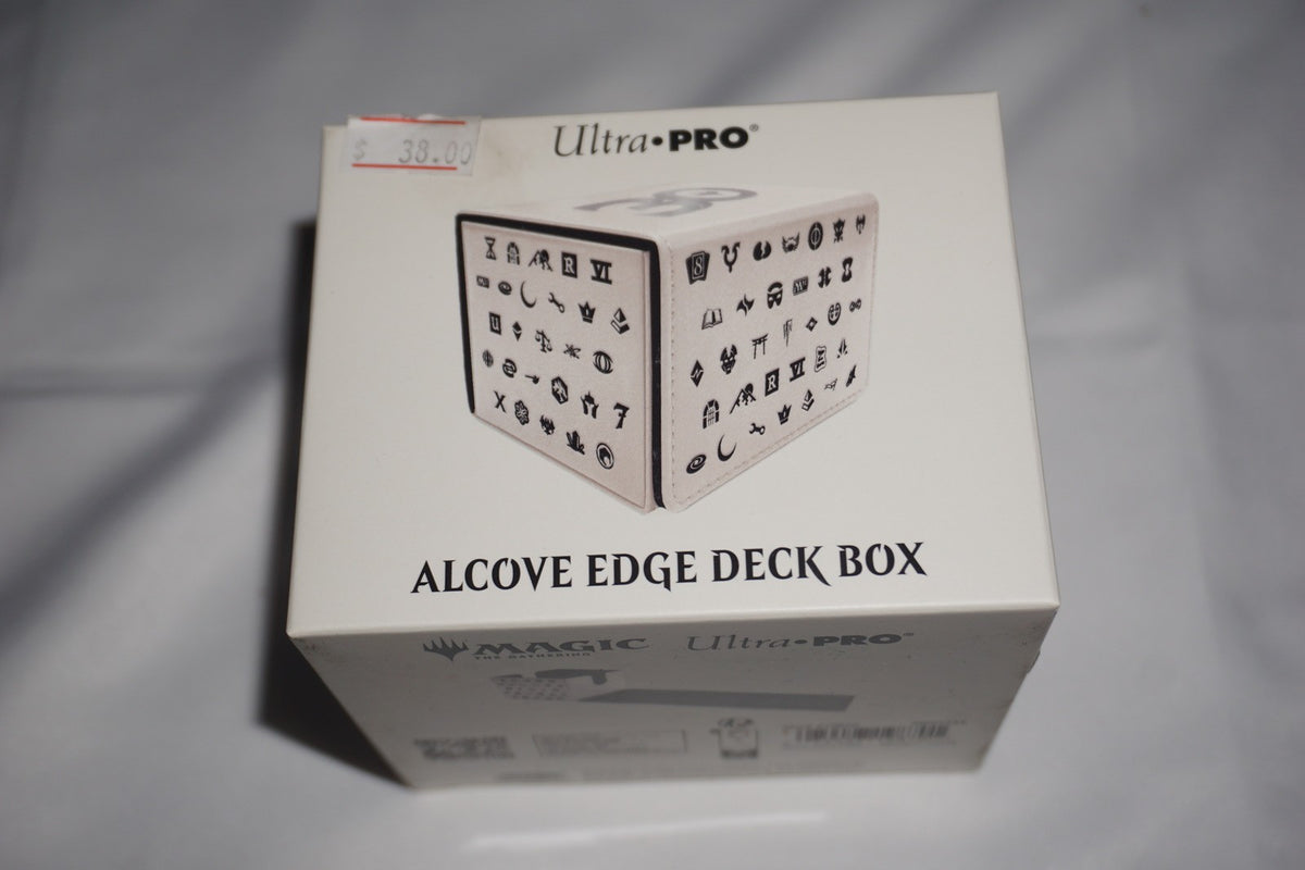 Alcove Edge 30th Anniversary Leather Mtg Magic the Gathering Ultra Pro NEW