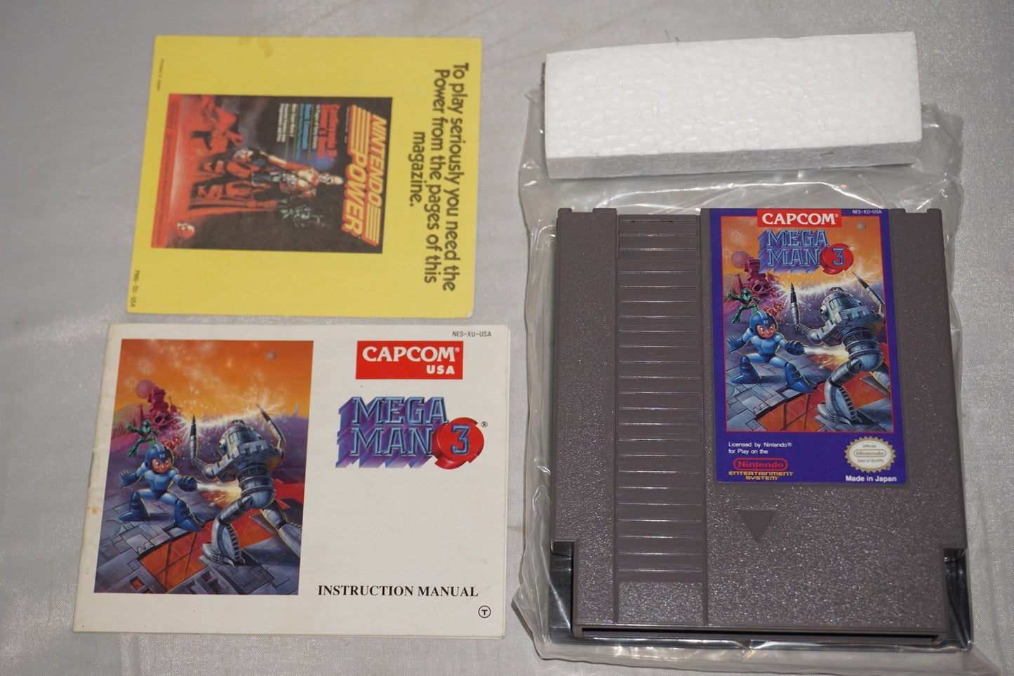 Mega Man 3 (Nintendo NES) Complete in Box CIB
