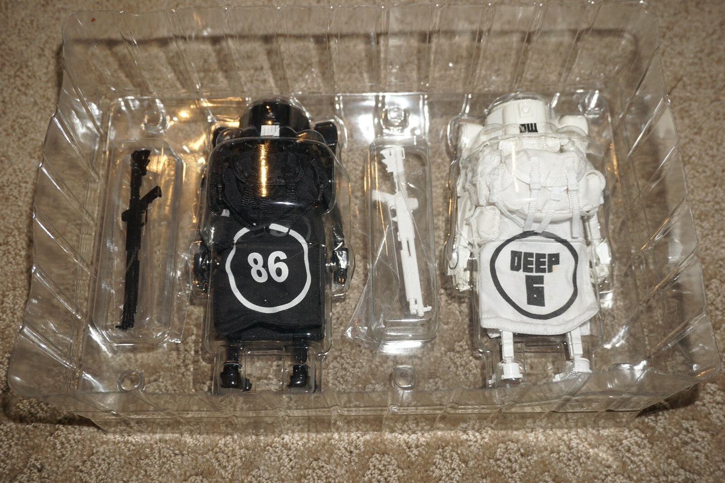 3A WWRp 1:12 - Nightwatch Daywatch Dropcloth Set Ashley Wood Bertie