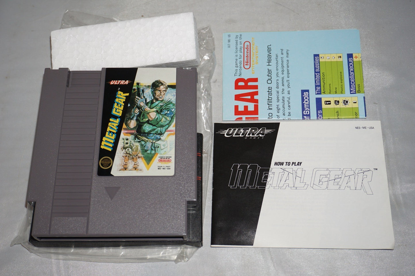 Metal Gear (Nintendo NES) Complete in Box w/ Map CIB