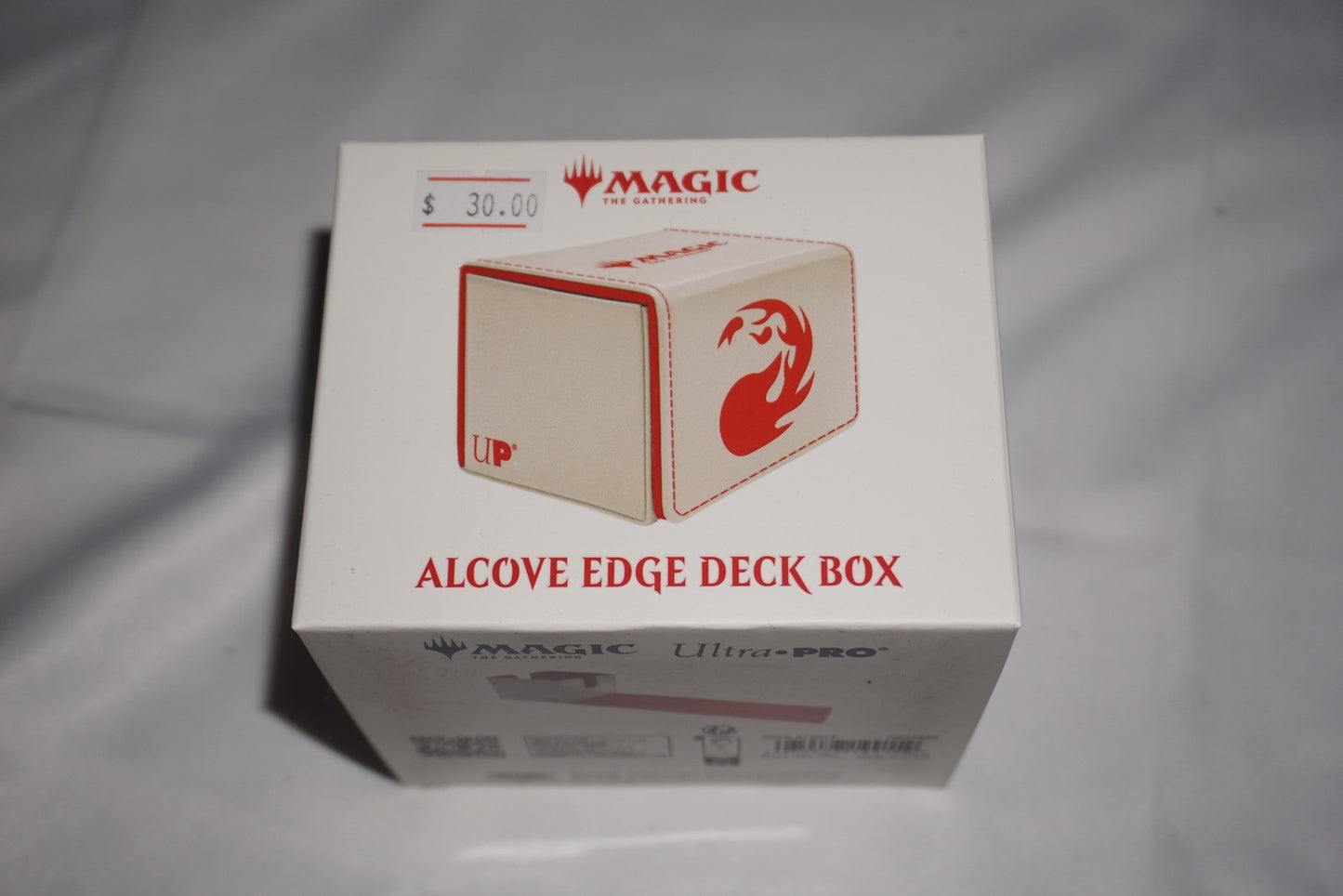 Alcove Edge Mana 8 Mountain Mtg Magic the Gathering Ultra Pro NEW