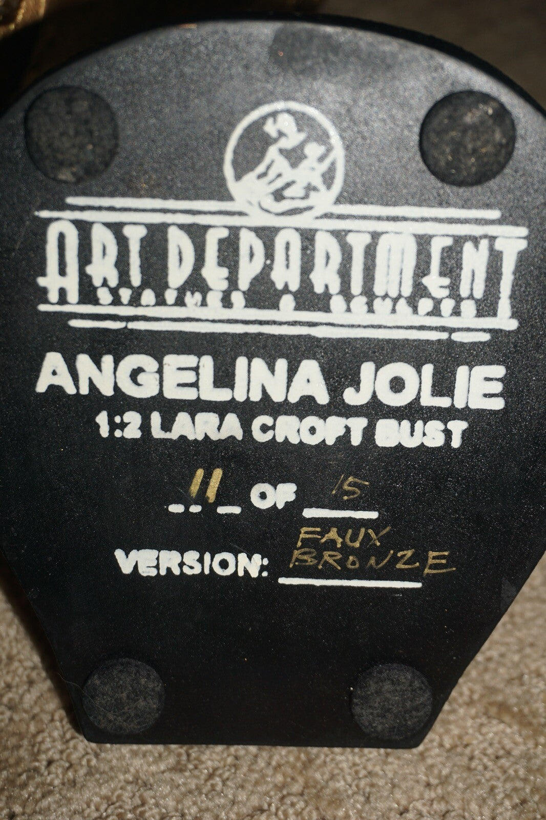 Angelina Jolie Lara Croft 1:2 Bust Figure Faux Bronze Art Department 11/15