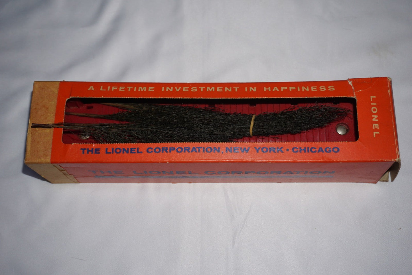Lionel O-Gauge Post-War Flat Car with Christmas Trees #6826 with Box