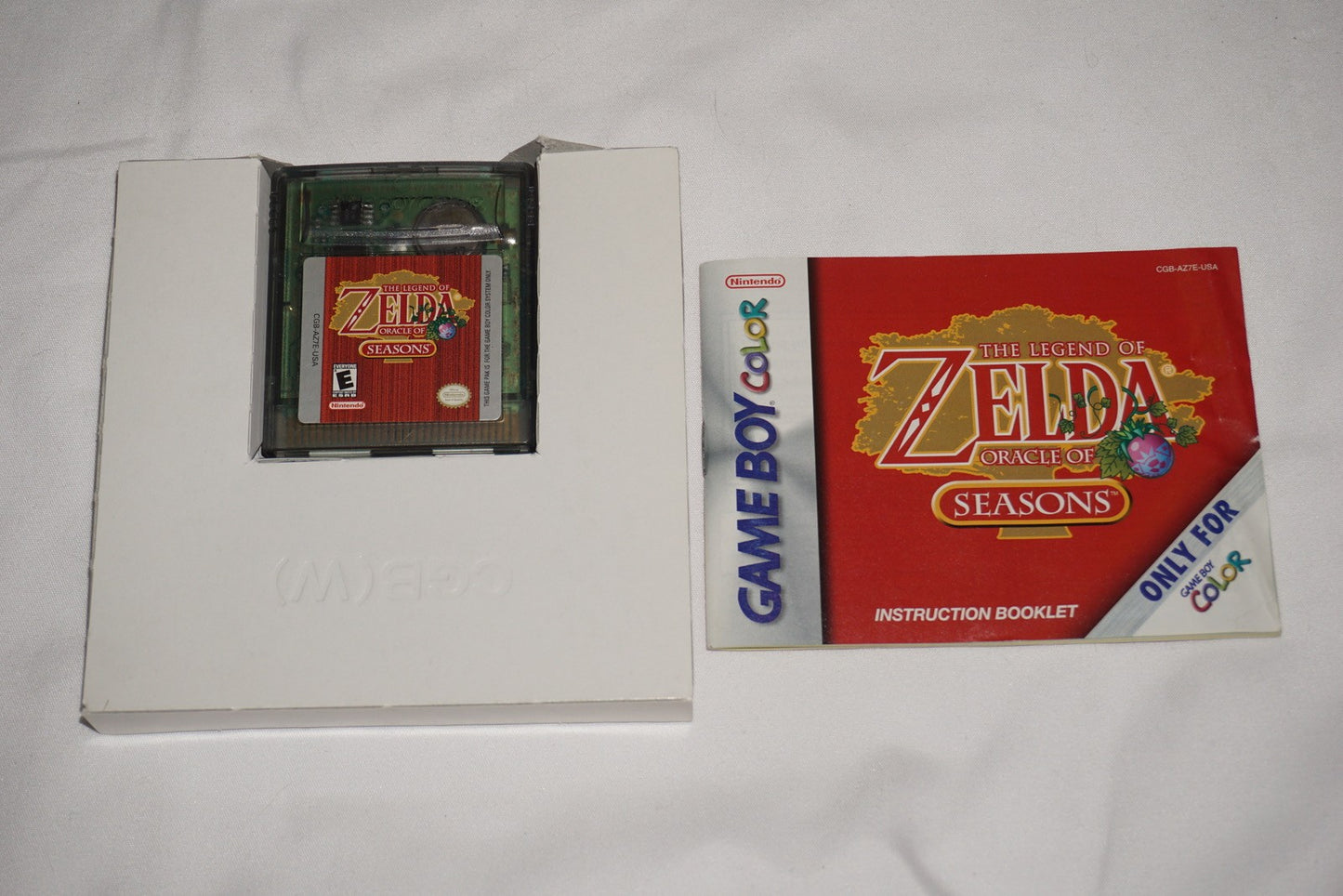 Legend of Zelda Oracle of Season (Nintendo Game Boy Color GameBoy) Complete CIB