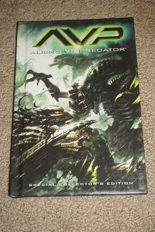 Aliens Vs Predator Special Collector’s Hardcover Mini Strategy Guide Book