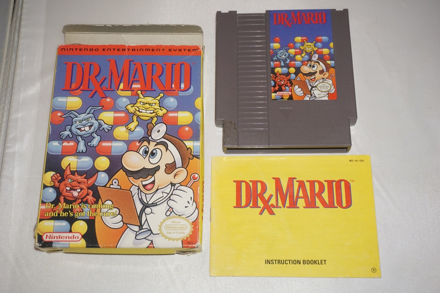 Dr Mario (Nintendo NES) Complete in Box CIB Near Mint #4