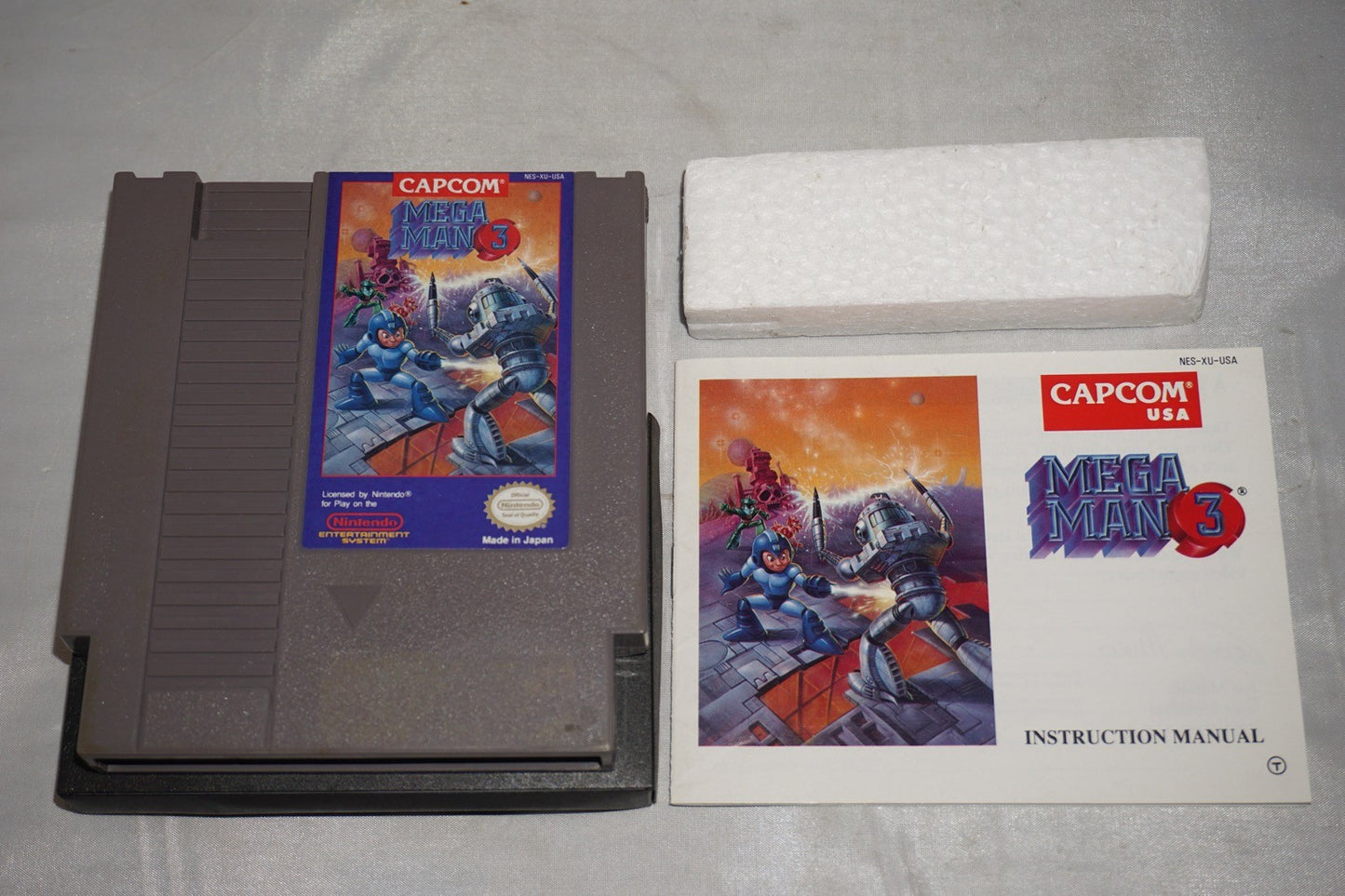 Mega Man 3 (Nintendo NES) Complete in Box CIB