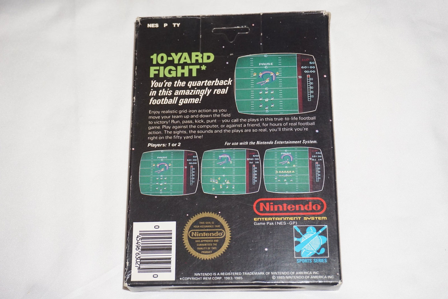 10 Yard Fight Hangtab 5 Screw (Nintendo NES) Complete in Box CIB