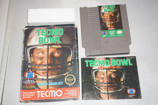 Tecmo Bowl (Nintendo NES) Complete in Box CIB #8