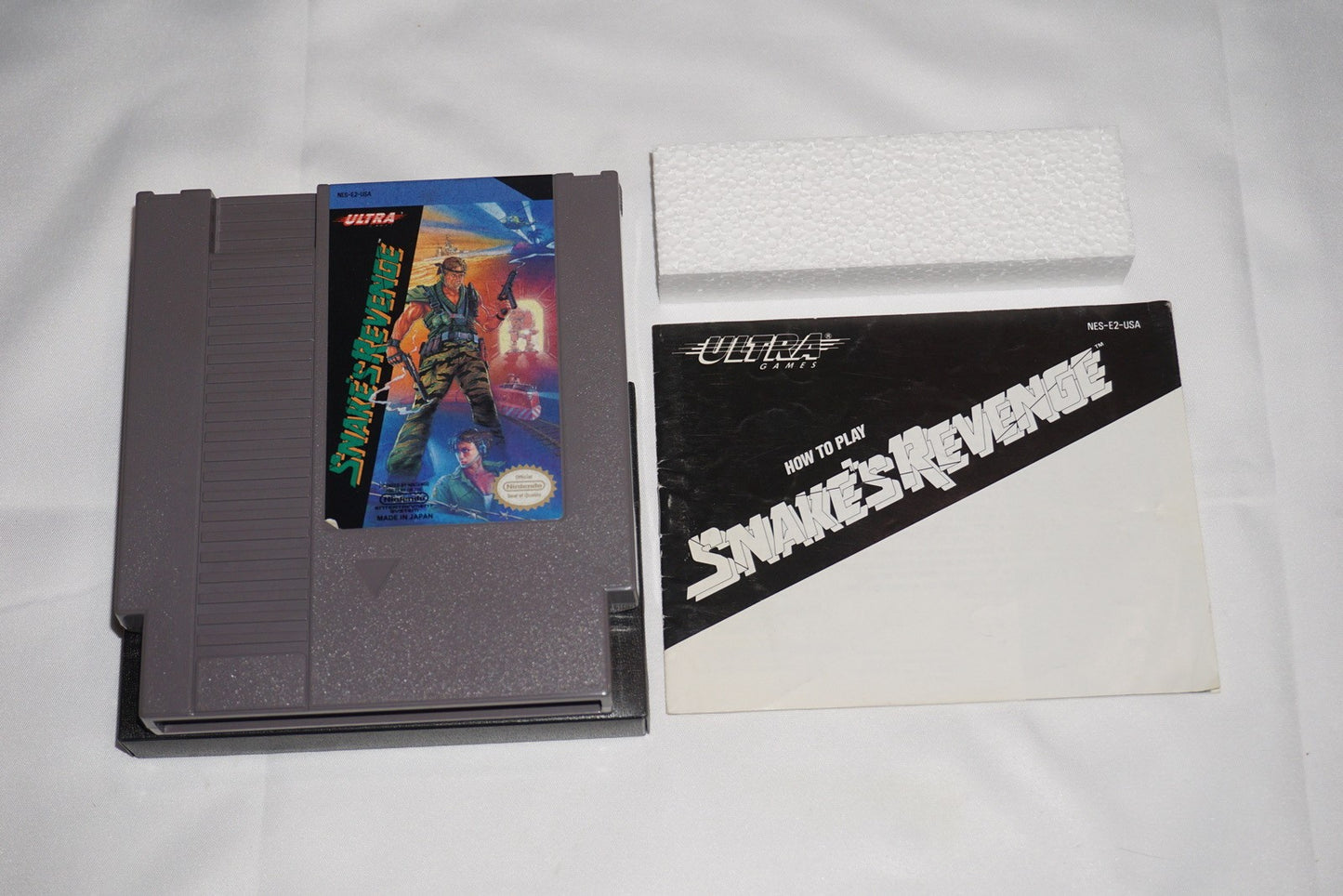 Snake's Revenge (Nintendo NES) Complete in Box CIB