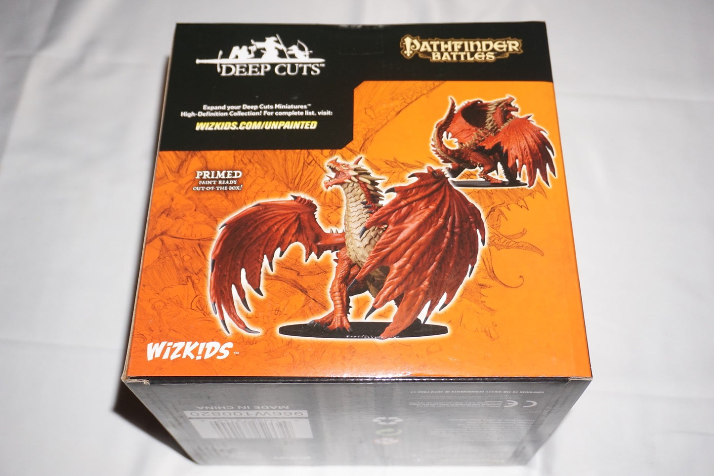 Pathfinder Battles Gargantuan Red Dragon Unpainted NEW
