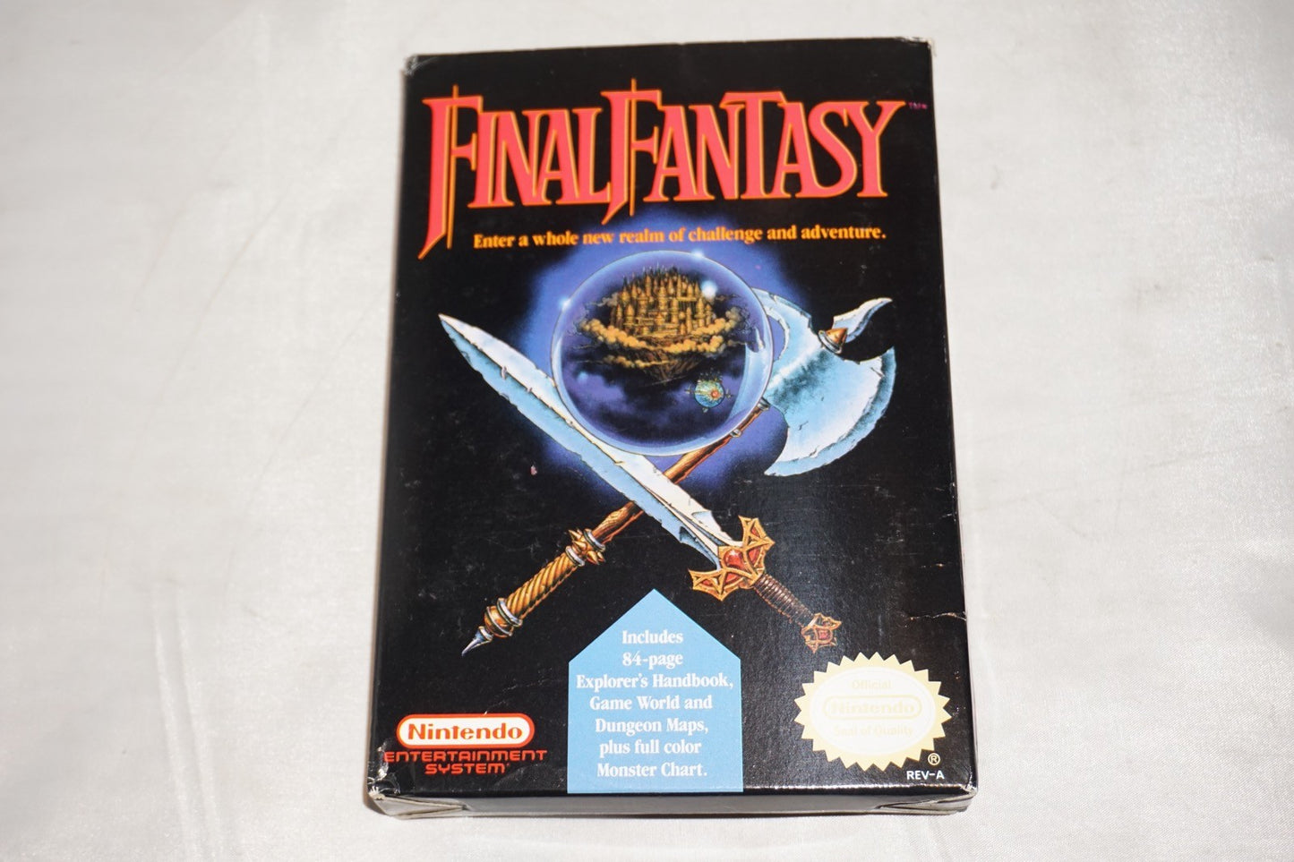 Final Fantasy (Nintendo NES) Complete in Box w/ Maps CIB