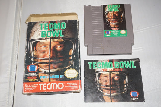 Tecmo Bowl (Nintendo NES) Complete in Box CIB #7