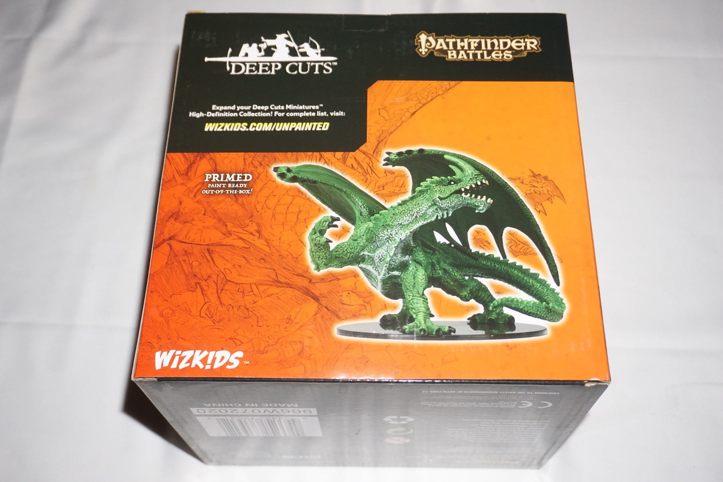 Pathfinder Battles Gargantuan Green Dragon Unpainted NEW
