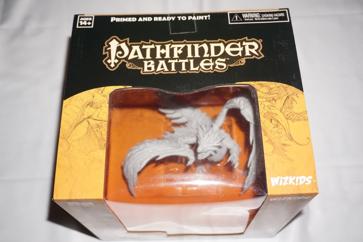 Pathfinder Battles Gargantuan Red Dragon Unpainted NEW