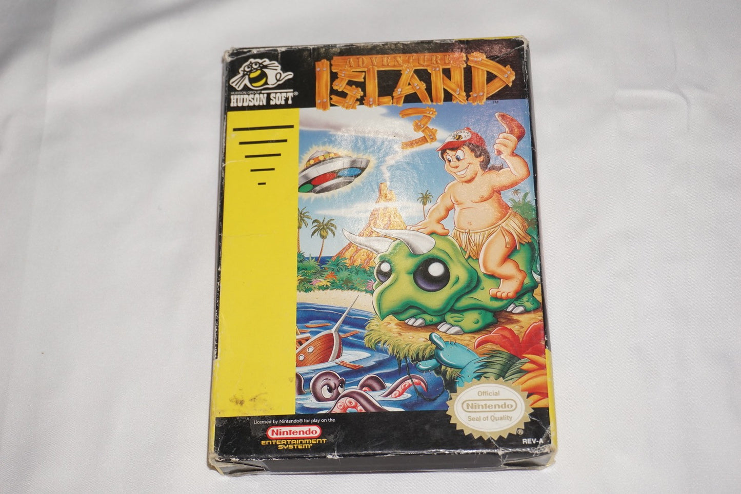 Adventure Island III 3 (Nintendo NES) Complete in Box CIB
