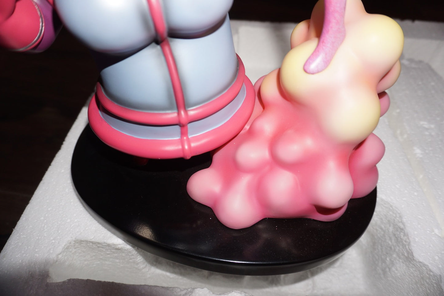 Ms. 'Splosion Man Statue Twisted Pixel