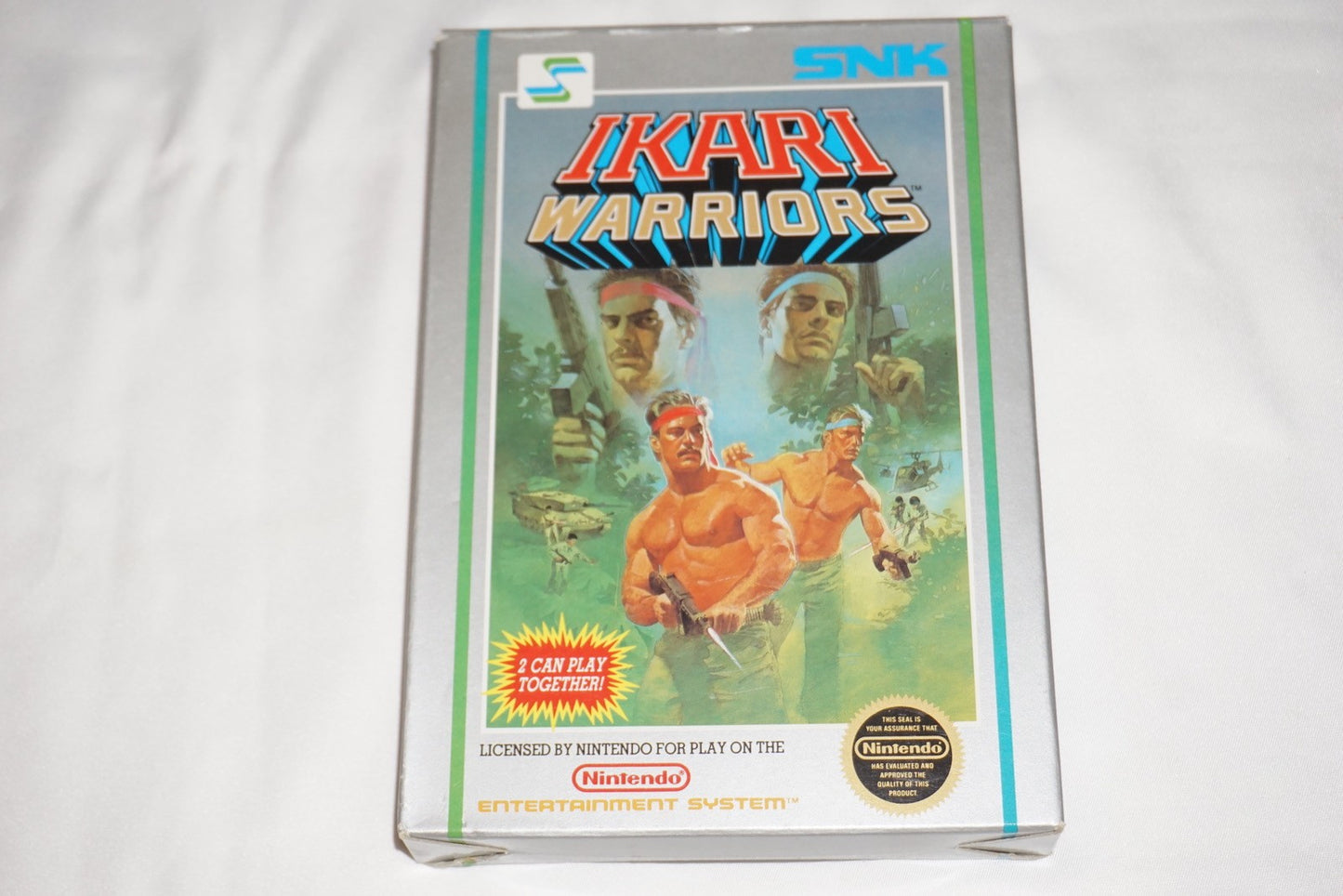 Ikari Warriors 1 Hangtab 5 Screw (Nintendo NES) Complete in Box CIB