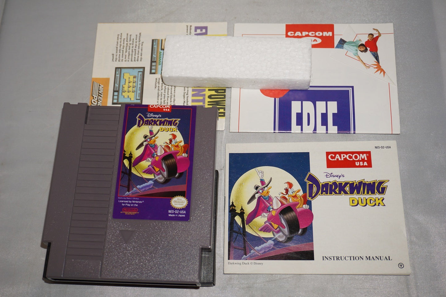 Darkwing Duck (Nintendo NES) Complete in Box CIB