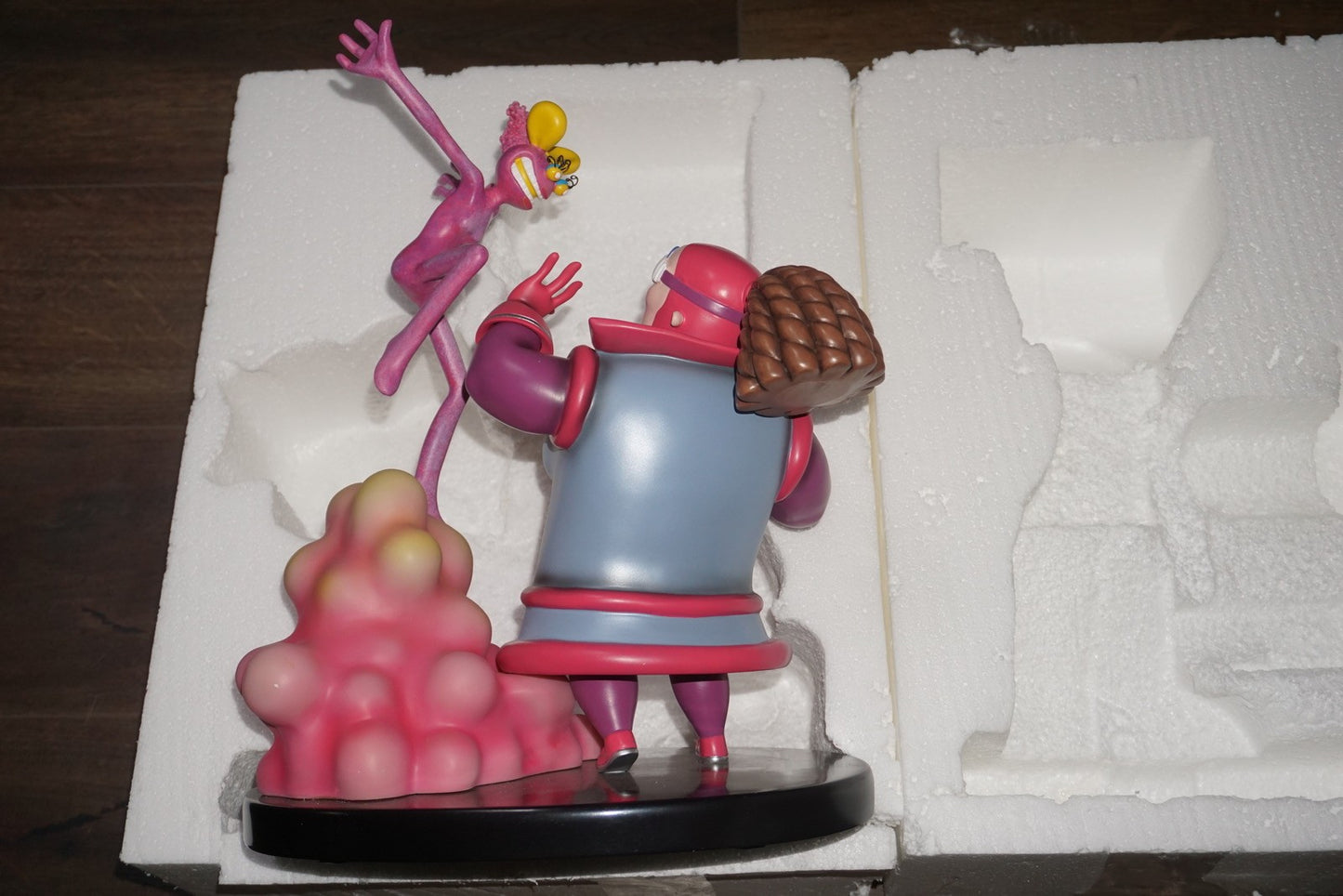 Ms. 'Splosion Man Statue Twisted Pixel