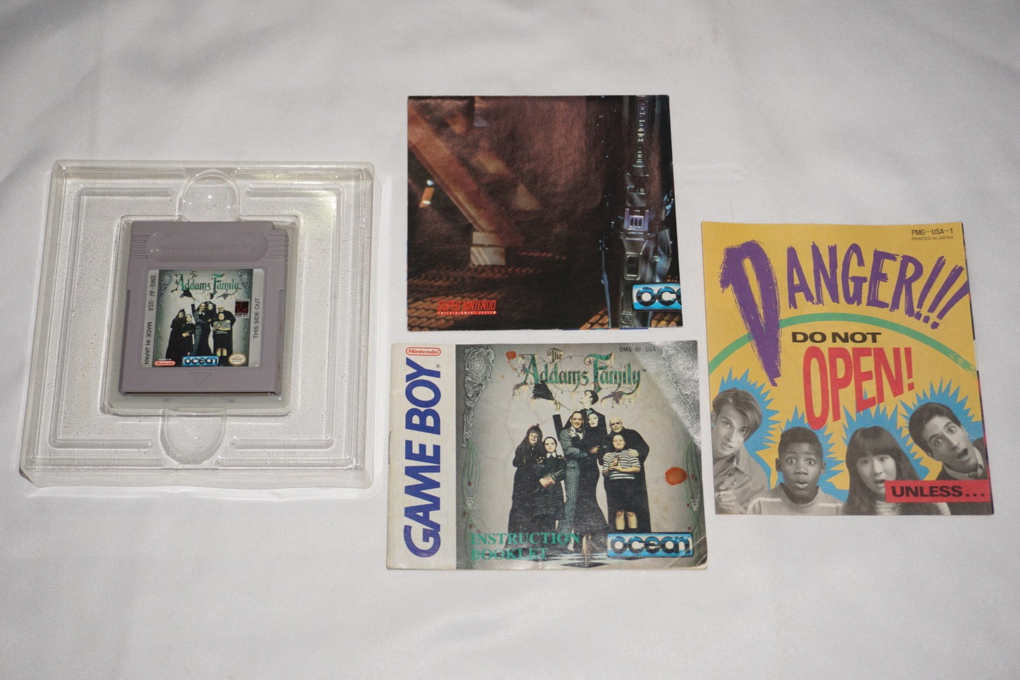 Addams Family (Nintendo Game Boy Game Boy) Complete in Box w/Poster CIB