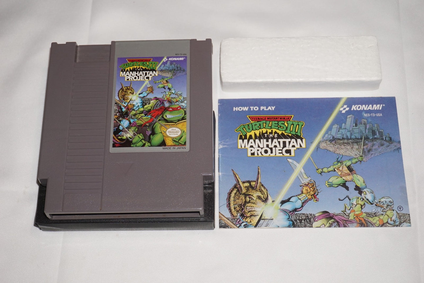 Teenage Mutant Ninja Turtles III 3 (Nintendo NES) Complete in Box CIB