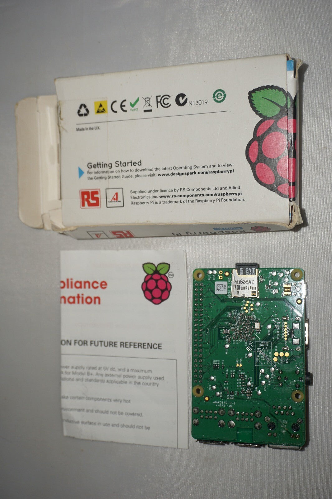 Raspberry Pi Model B+ with Box V1.2 2014