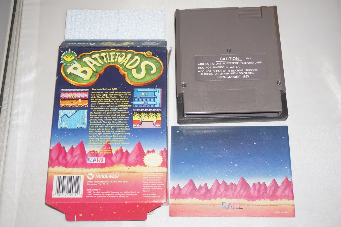 Battletoads (Nintendo NES) Complete in Box CIB #2