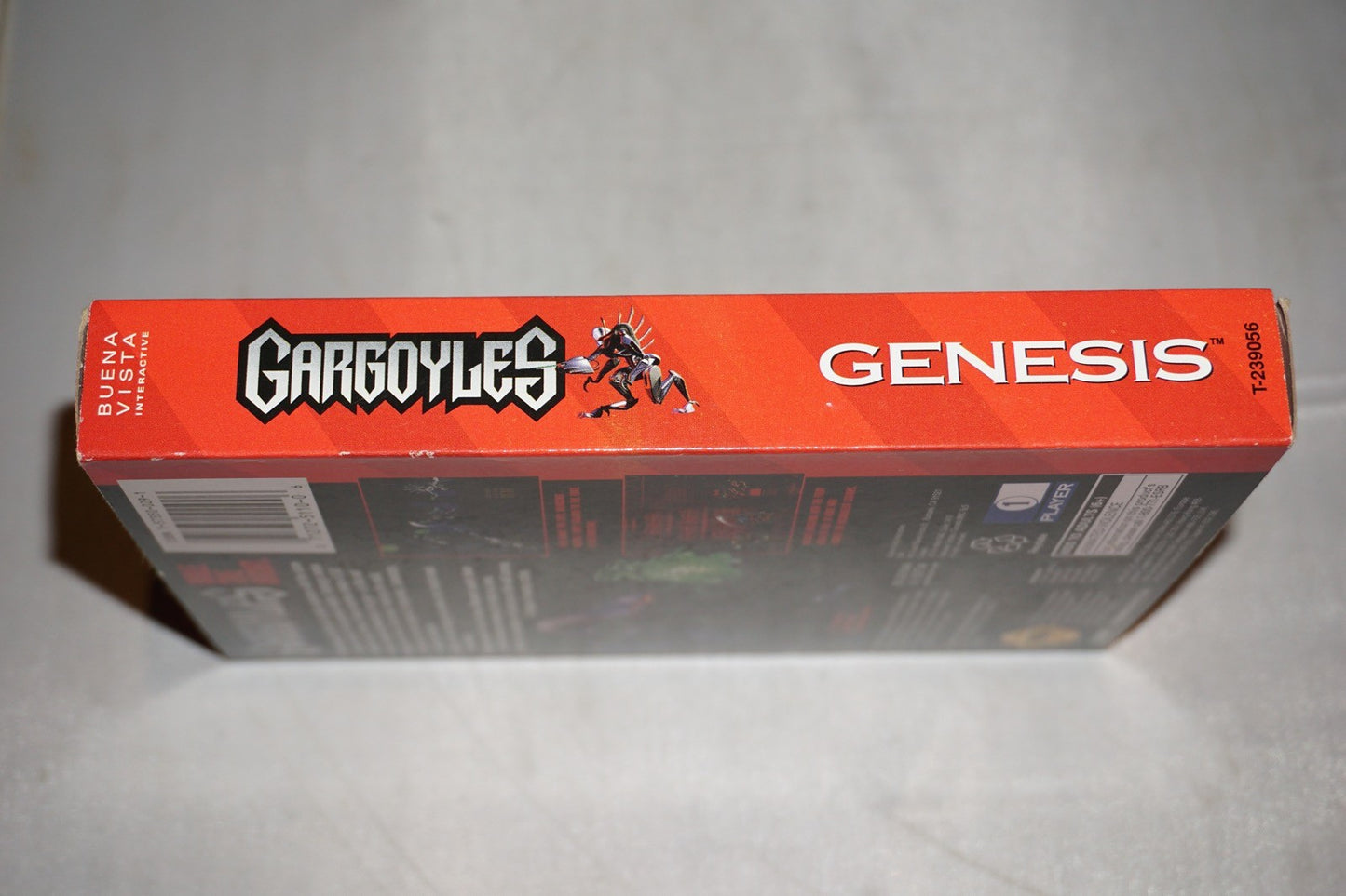 Gargoyles (Sega Genesis) Complete in Box w/ Reg Card Poster CIB