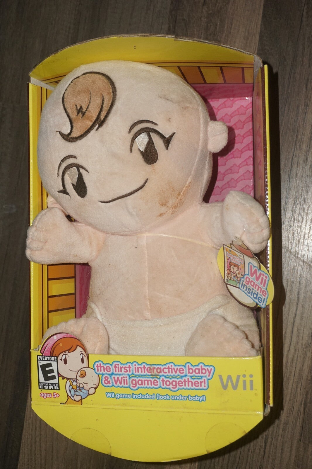 Babysitting Mama w/ Doll Baby Bundle (Nintendo Wii) New Sealed