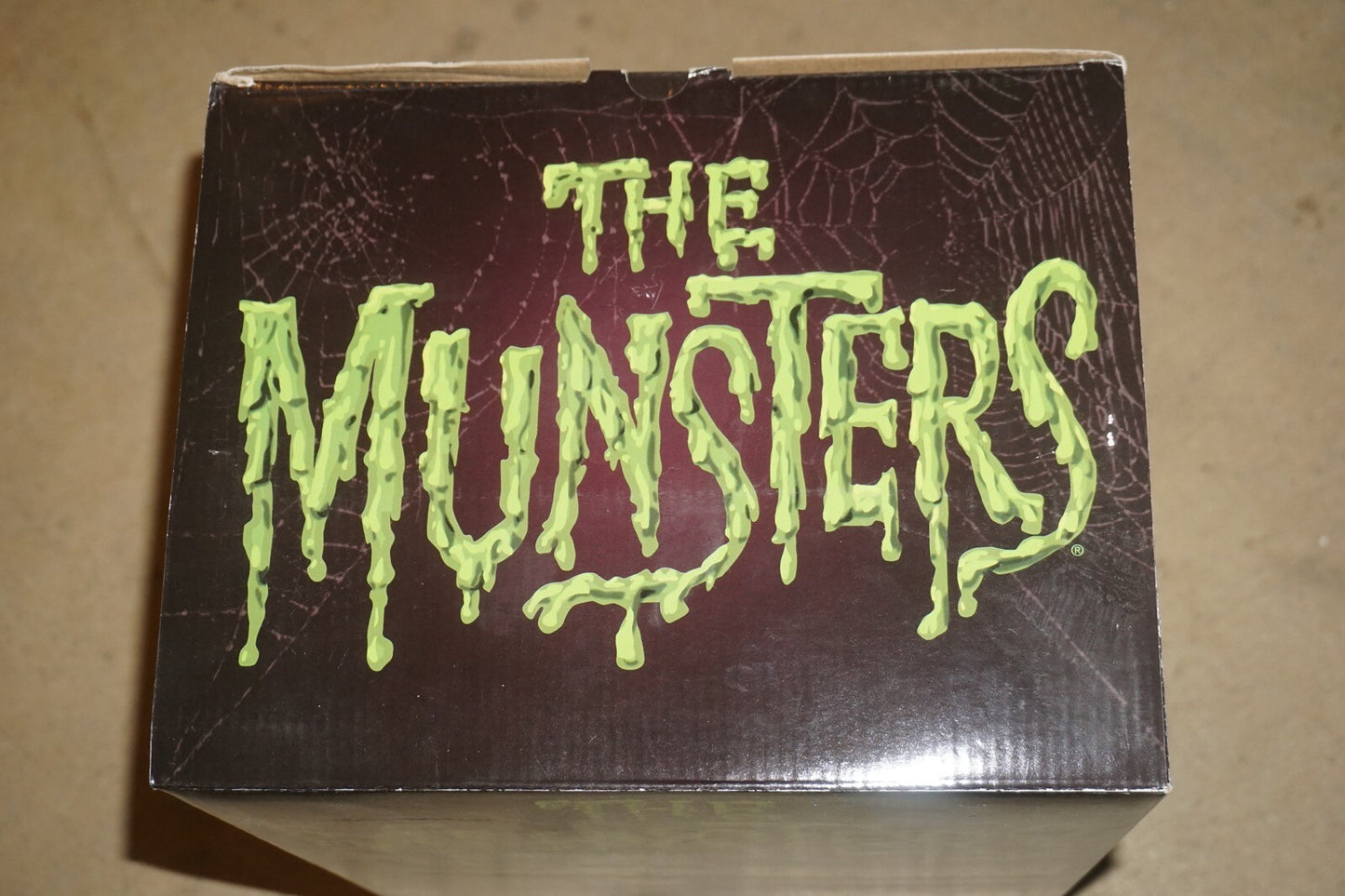 The Munsters Tweeter Head Herman Maquette Black & White Statue Figure NEW in Box