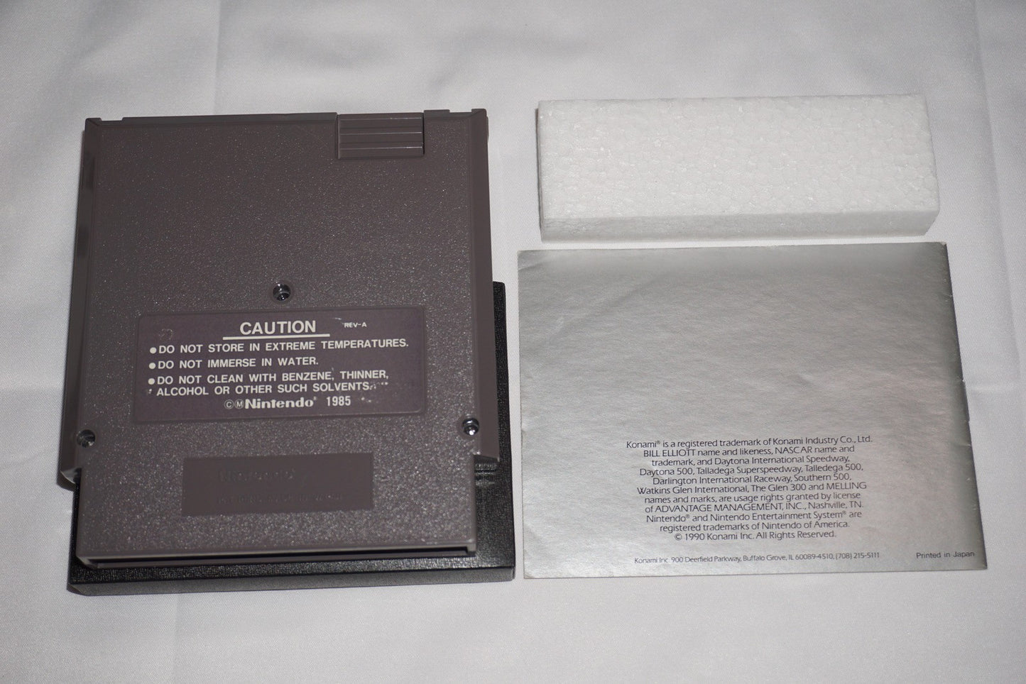 Bill Elliott's Nascar Challenge (Nintendo NES) Complete in Box CIB