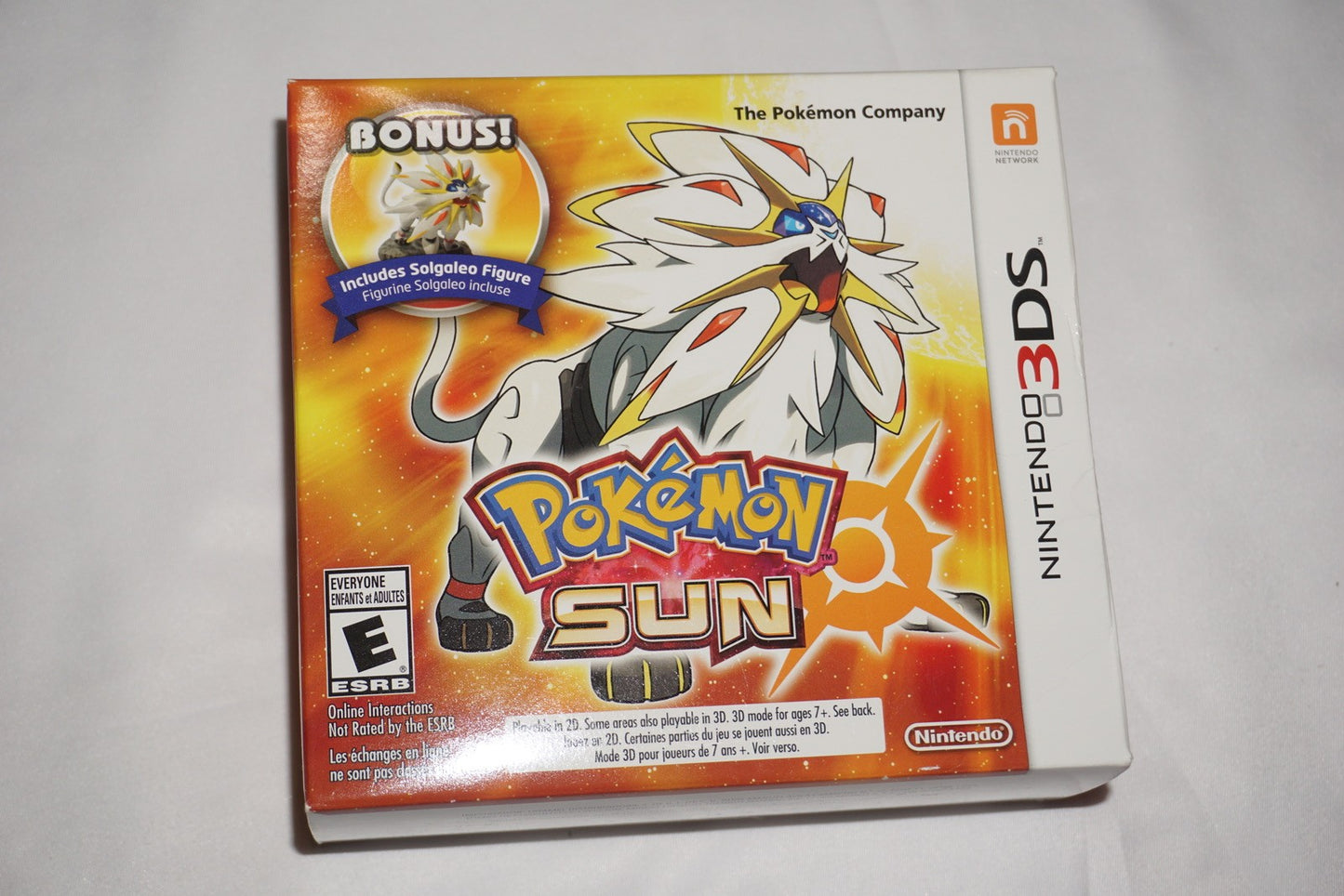 Pokemon Sun (Nintendo 3DS) NEW Sealed w/ Solgaleo Figure