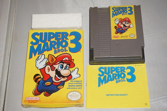 Super Mario Bros 3 (Nintendo NES) Complete in Box CIB Near Mint #2