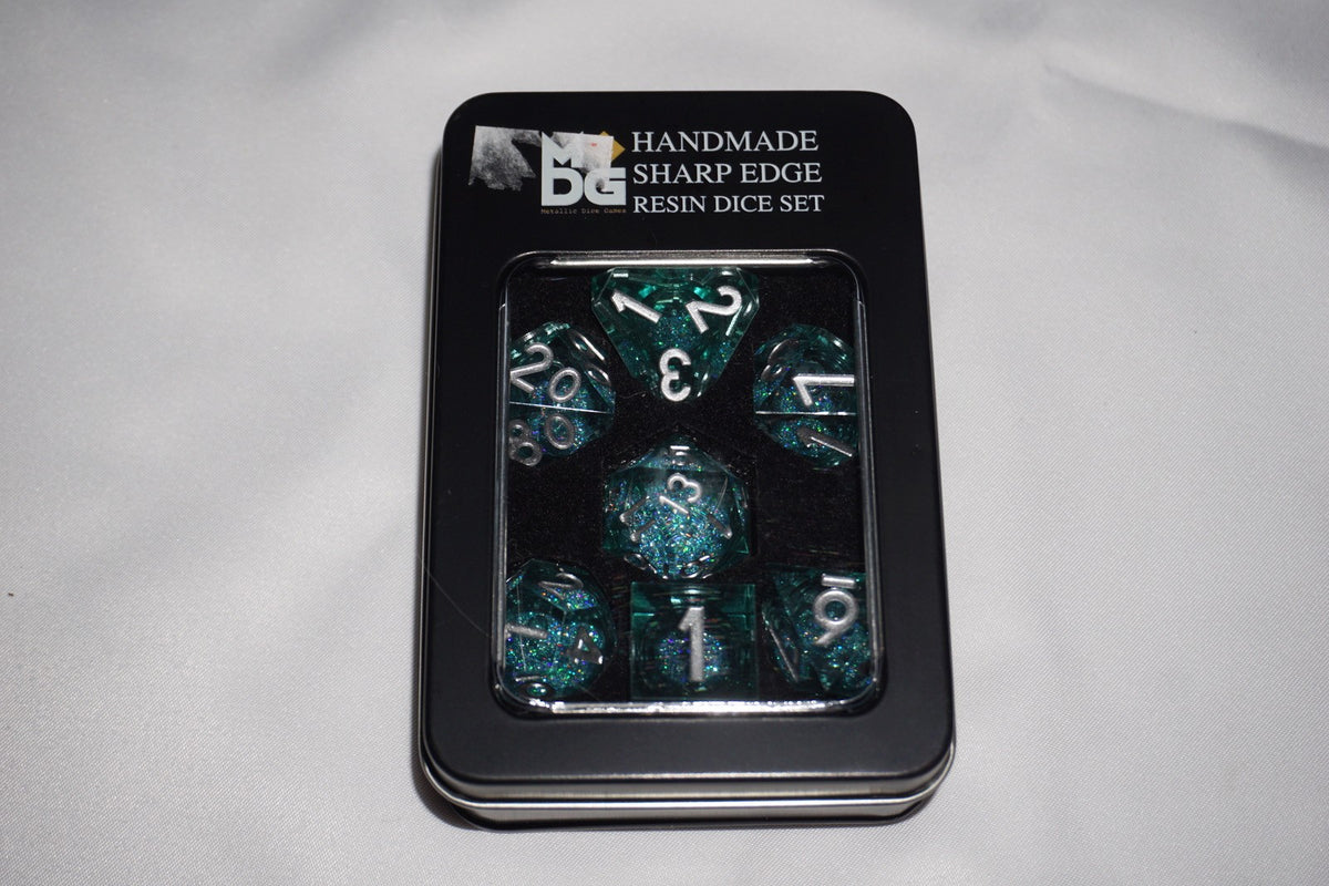 Mdg Mana Extract Liquid Core 955 Dice Set D&D NEW Sealed