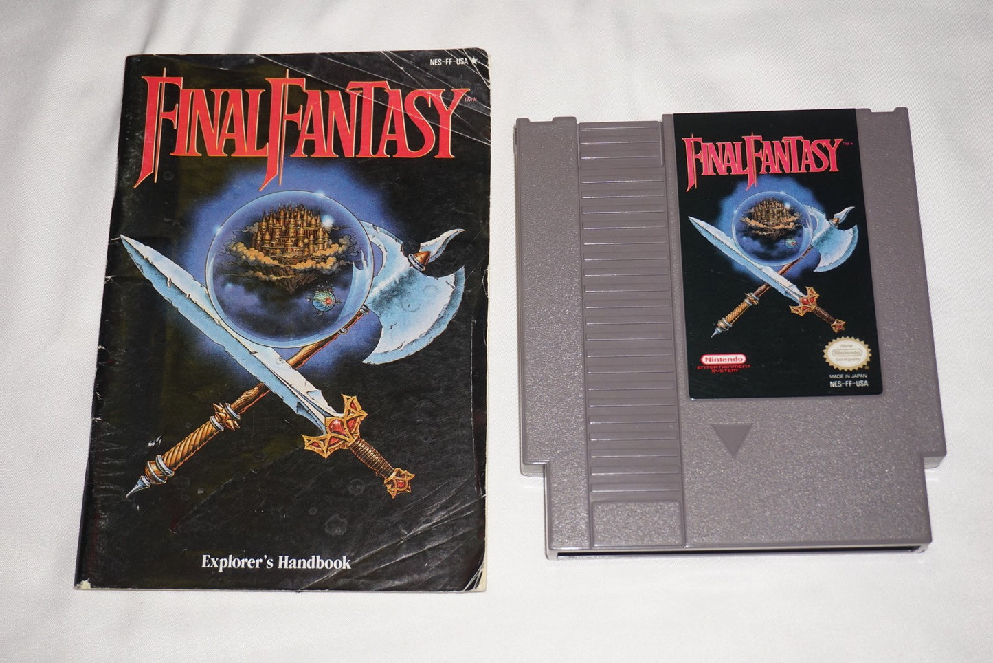 Final Fantasy (Nintendo NES) Complete in Box CIB